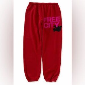 Freecity Women's Red Sweatpants | Small